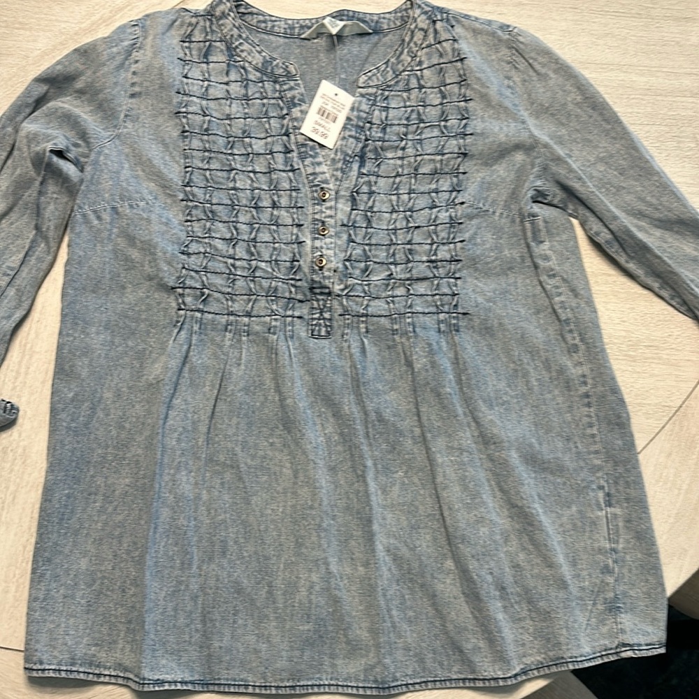 Tantrums Jean Shirt Size S Light Wash Long Sleeve